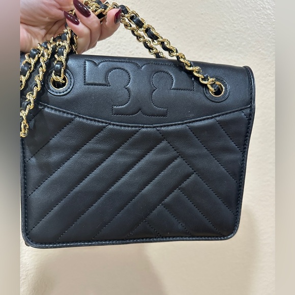 Tory Burch small classic one flap gold chain crossbody/ shoulder bag - Picture 15 of 16